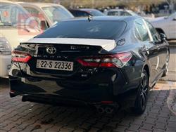 تۆیۆتا کامری